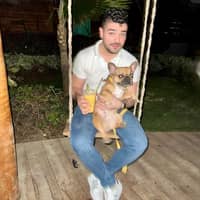 Sitter Profile Image: Omar R.