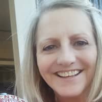 Sitter Profile Image: Laura R.