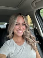 Sitter Profile Image: Holly R.