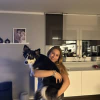 Sitterprofilbild: Lara J.