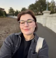 Sitter Profile Image: Yuliia S.