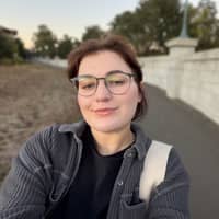 Sitter Profile Image: Yuliia S.