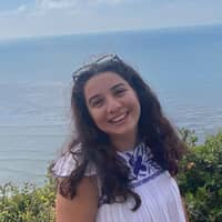 Sitter Profile Image: Chloe C.