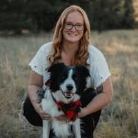 Sitter Profile Image: Autumn & Christa P.