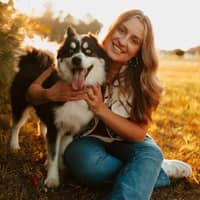 Sitter Profile Image: Lisa T.