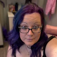 Sitter Profile Image: Courtney S.