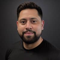 Sitter Profile Image: Oscar C.