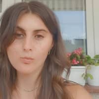 Sitter Profile Image: Nadia T.