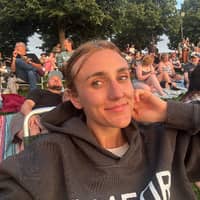 Sitter Profile Image: Lillian M.