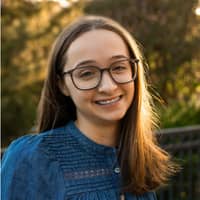 Sitter Profile Image: Addison B.