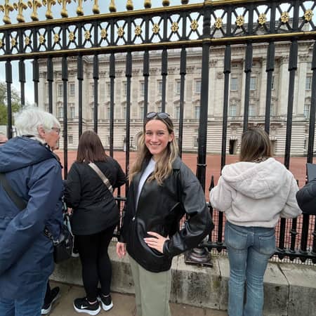 Sitter Profile Image: Maria M.