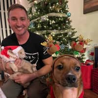 Sitter Profile Image: Mark R.