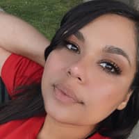 Sitter Profile Image: Zeanab E.