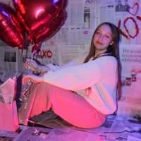 Sitter Profile Image: Sierra H.