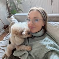 Sitter Profile Image: Iwona D.