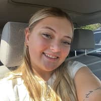 Sitter Profile Image: Allison B.