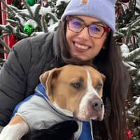 Sitter Profile Image: Caroline V.