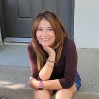 Sitter Profile Image: Veronica C.