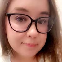 Sitter Profile Image: Nicole H.