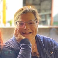 Sitter Profile Image: Cecilia O.