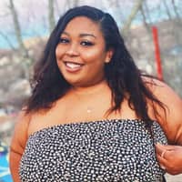 Sitter Profile Image: Maya F.