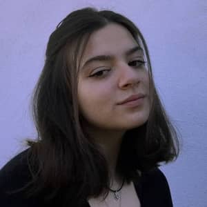 Sitter Profile Image: Eliana S.