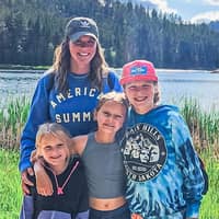 Sitter Profile Image: Sarah H.