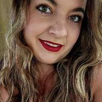 Sitter Profile Image: Lindsay F.