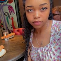 Sitter Profile Image: Mela M.