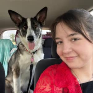 Sitter Profile Image: Julia B.