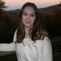 Sitter Profile Image: Caitlin B.