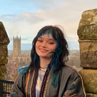 Sitter Profile Image: Molly H.