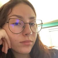 Photo de profil du pet sitter : Emelyne P.