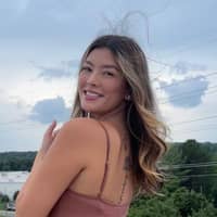 Sitter Profile Image: Hailey M.