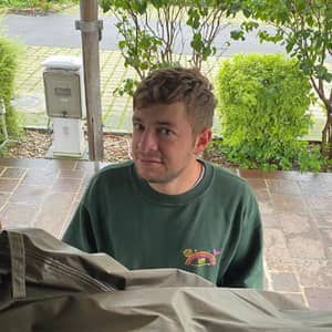 Sitter Profile Image: Daniel H.