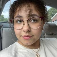 Sitter Profile Image: Alexis B.