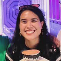 Sitter Profile Image: Catarina D.