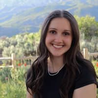 Sitter Profile Image: Julia L.