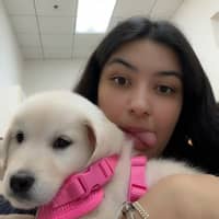 Sitter Profile Image: Stephany V.