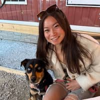 Sitter Profile Image: Leah W.