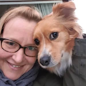 Sitter Profile Image: Laura T.