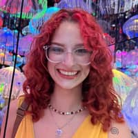 Sitter Profile Image: Reina B.