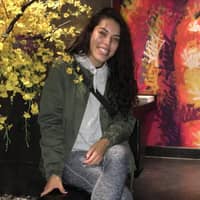 Sitter Profile Image: Melanie V.