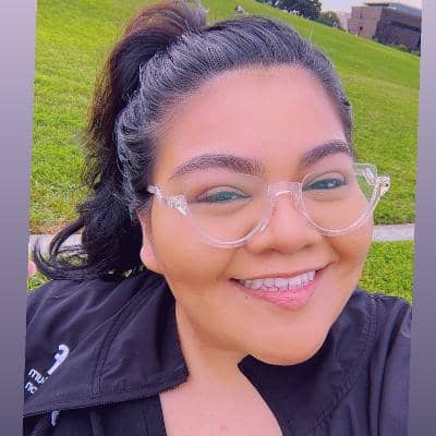 Sitter Profile Image: Ximena C.