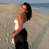 Sitter Profile Image: Shayna G.