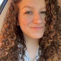 Sitter Profile Image: Noelle A.