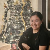 Sitter Profile Image: Carolina R.