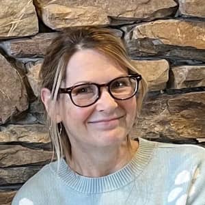 Sitter Profile Image: Dawn M.