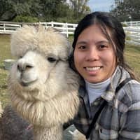 Sitter Profile Image: Stephanie P.