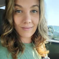 Sitter Profile Image: EMILY K.